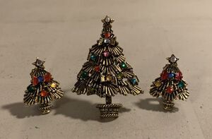 Vintage Hollycraft Christmas Tree Brooch Earrings Set Colorful Rhinestones